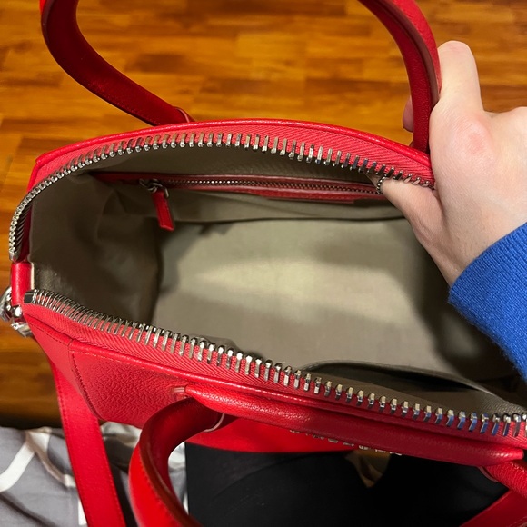 Givenchy small antigona in red - Picture 5 of 11